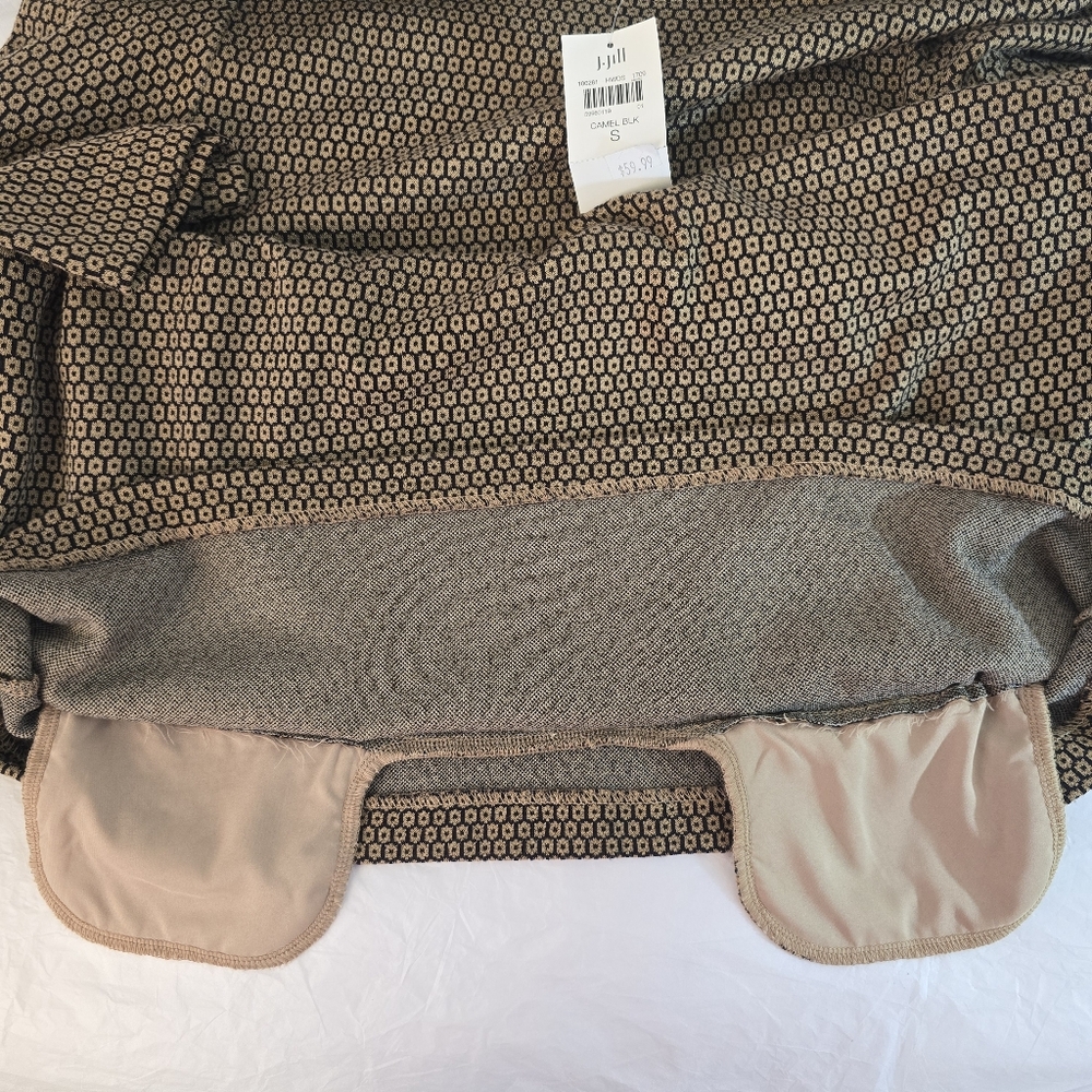 J. JILL Sz Small Ponte 3/4 Sleeve Geometric Print Top Brown Tan Black Pockets - Picture 12 of 13